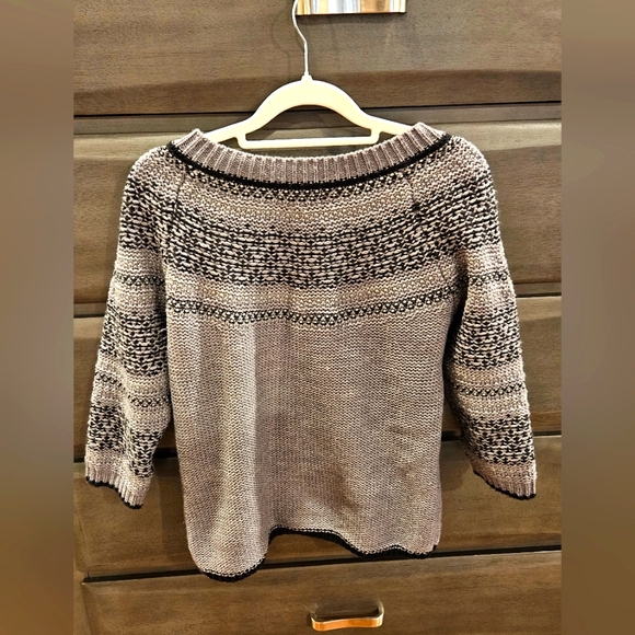 New York & Company Grey and Black Knit Cardigan - Picture 4 of 5